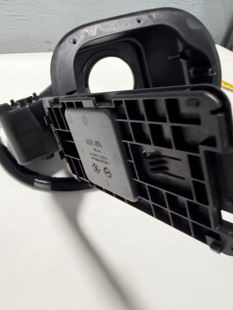 81595-L3010 2021-2024 Kia K5 Gas Fuel Pocket With Hinge OEM