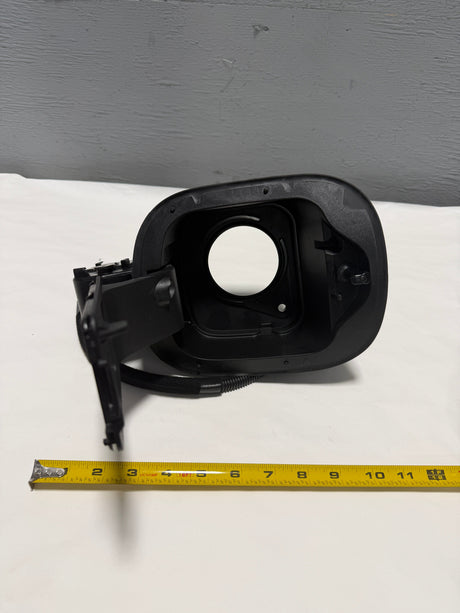 81595-L3010 2021-2024 Kia K5 Gas Fuel Pocket With Hinge OEM