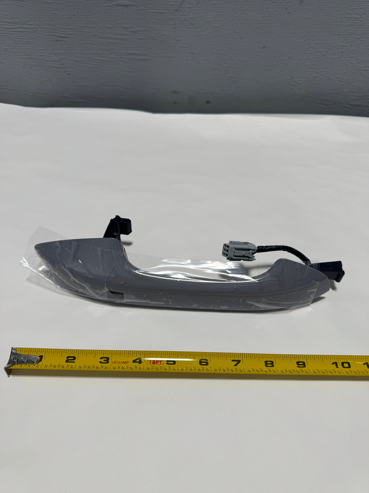 82661-L3210 2021-2024 Kia K5 Passenger Side Front Door Door Exterior Handle For Smart Key Only