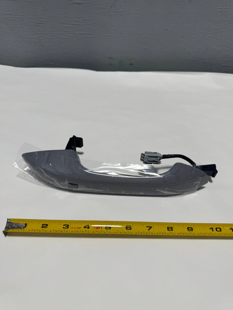 82661-L3210 2021-2024 Kia K5 Passenger Side Front Door Door Exterior Handle For Smart Key Only