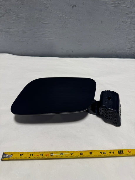 69510-Q5000 2021-2024 Kia Seltos Fuel Filler Door With Hinge OEM - Unpainted