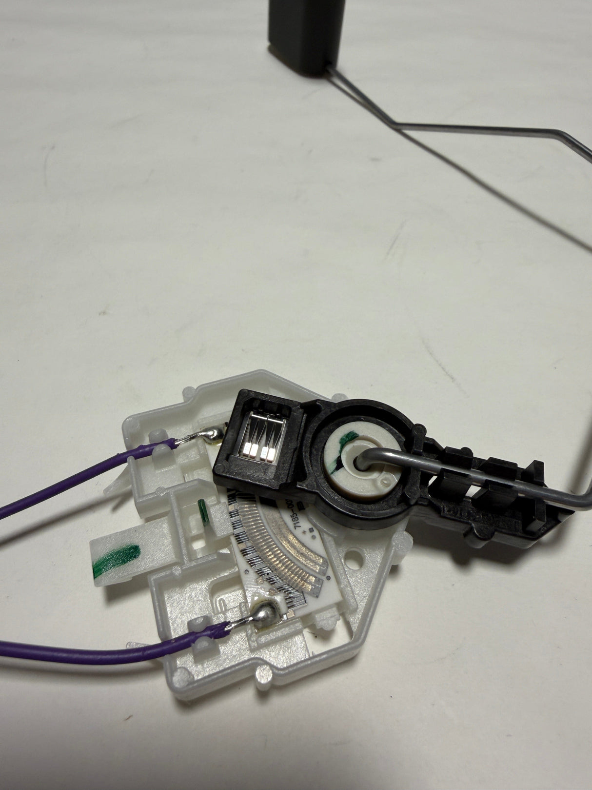 RC50-68477079AB-B21 2021-2024 Ram 1500 TRX ONLY 6.2 Fuel Level Sensor Float unit OEM