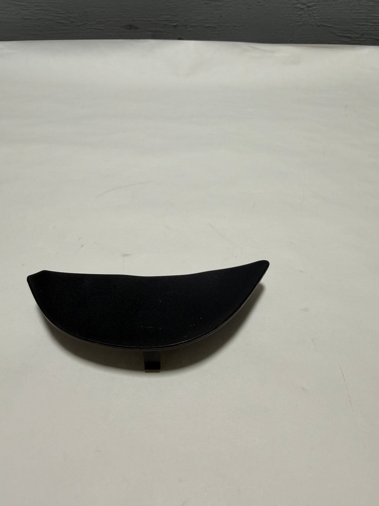 84982808 2021-2024 Tahoe or Yukon Black Drivers Side Inside Door Handle Screw  Genuine OEM