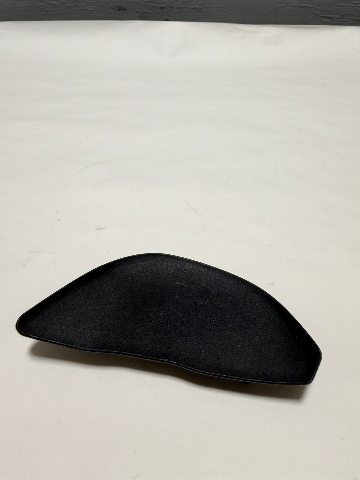 84982808 2021-2024 Tahoe or Yukon Black Drivers Side Inside Door Handle Screw  Genuine OEM