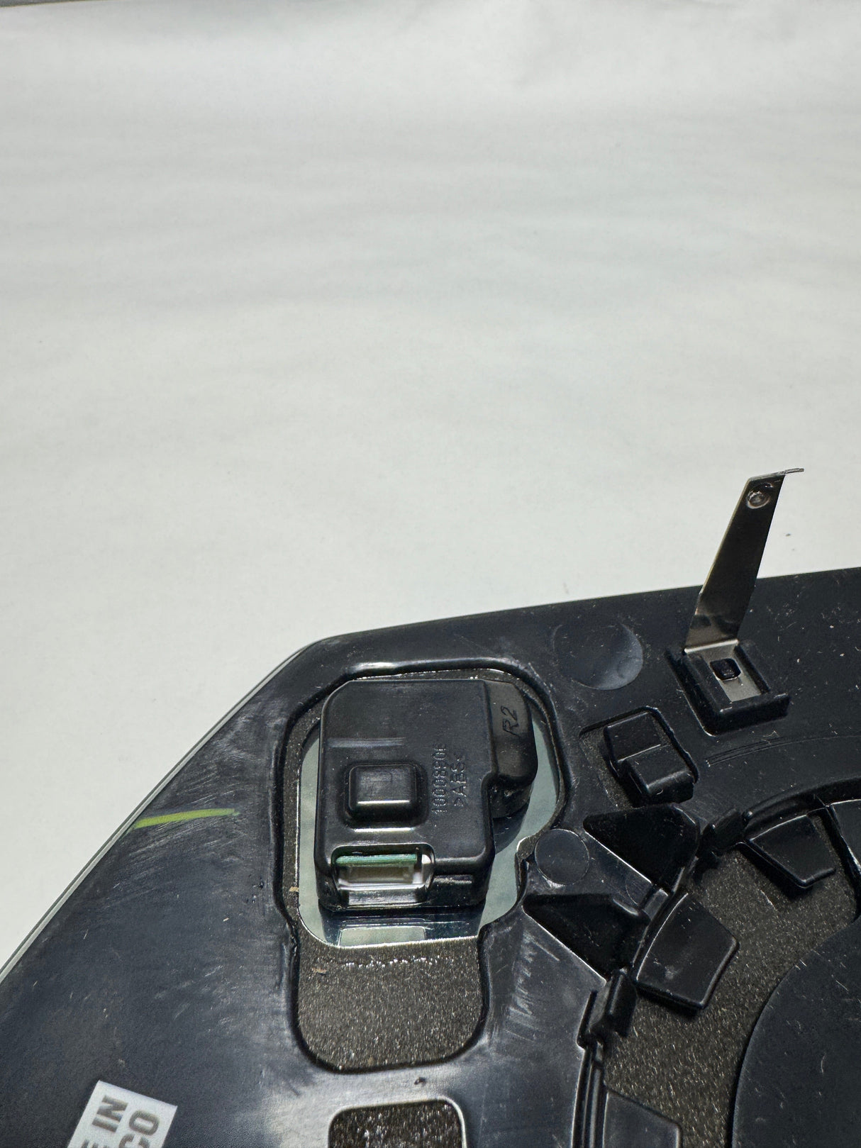 84642723 2021-2024 Tahoe or Yukon Passenger Side Door Mirror Glass W/ Blind Spot Light