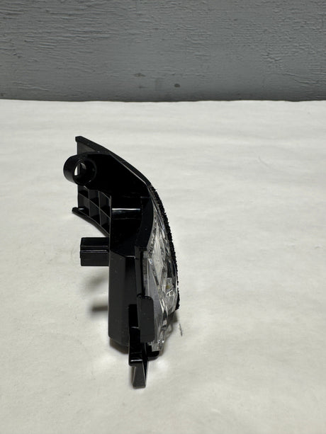 84642800-C5 2021-2024 Tahoe Yukon Escalade Driver Side Rear view Mirror Turn Signal Lamp OEM