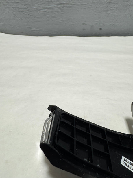 84642800-C5 2021-2024 Tahoe Yukon Escalade Driver Side Rear view Mirror Turn Signal Lamp OEM