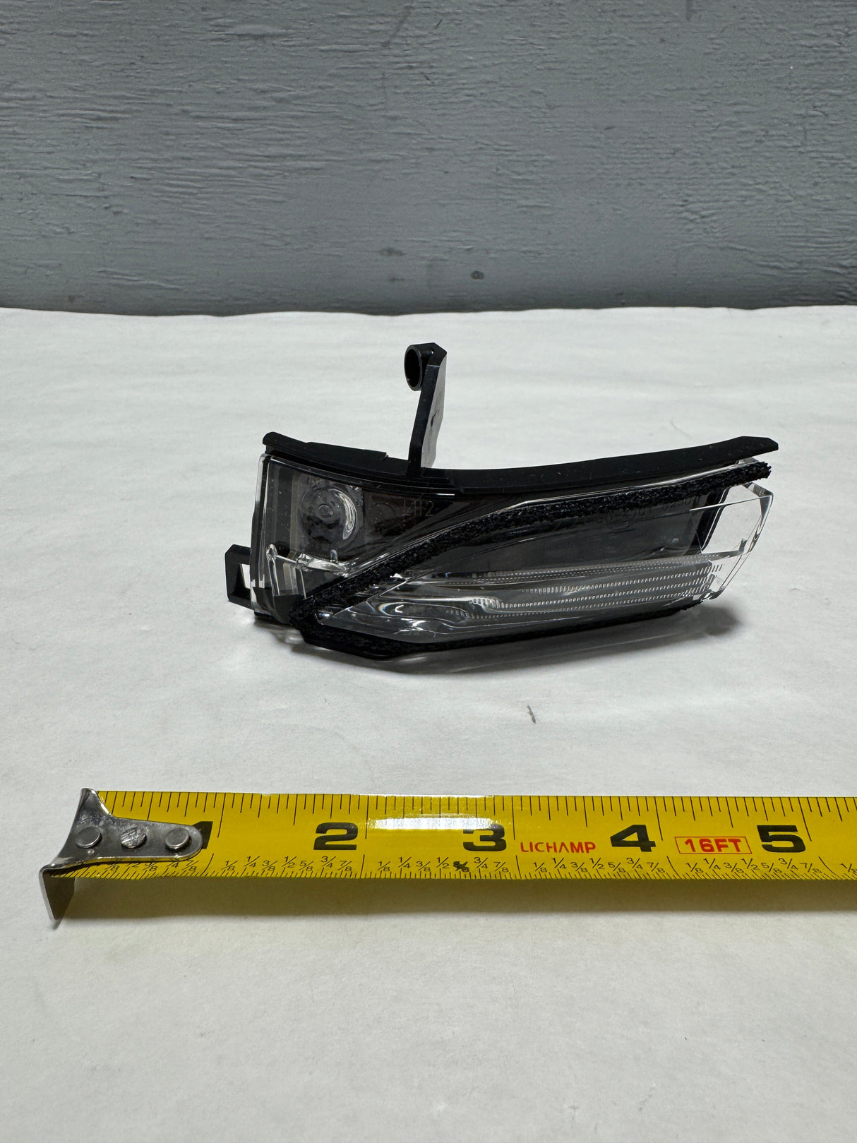 84642800-C5 2021-2024 Tahoe Yukon Escalade Driver Side Rear view Mirror Turn Signal Lamp OEM