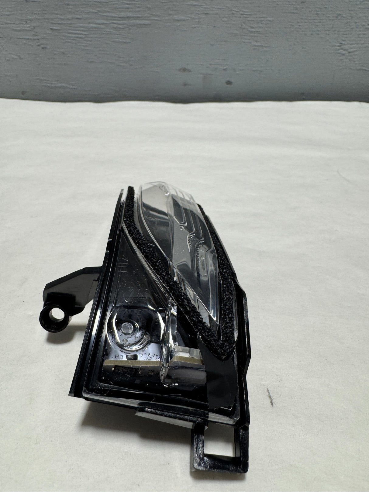 84642800-C5 2021-2024 Tahoe Yukon Escalade Driver Side Rear view Mirror Turn Signal Lamp OEM