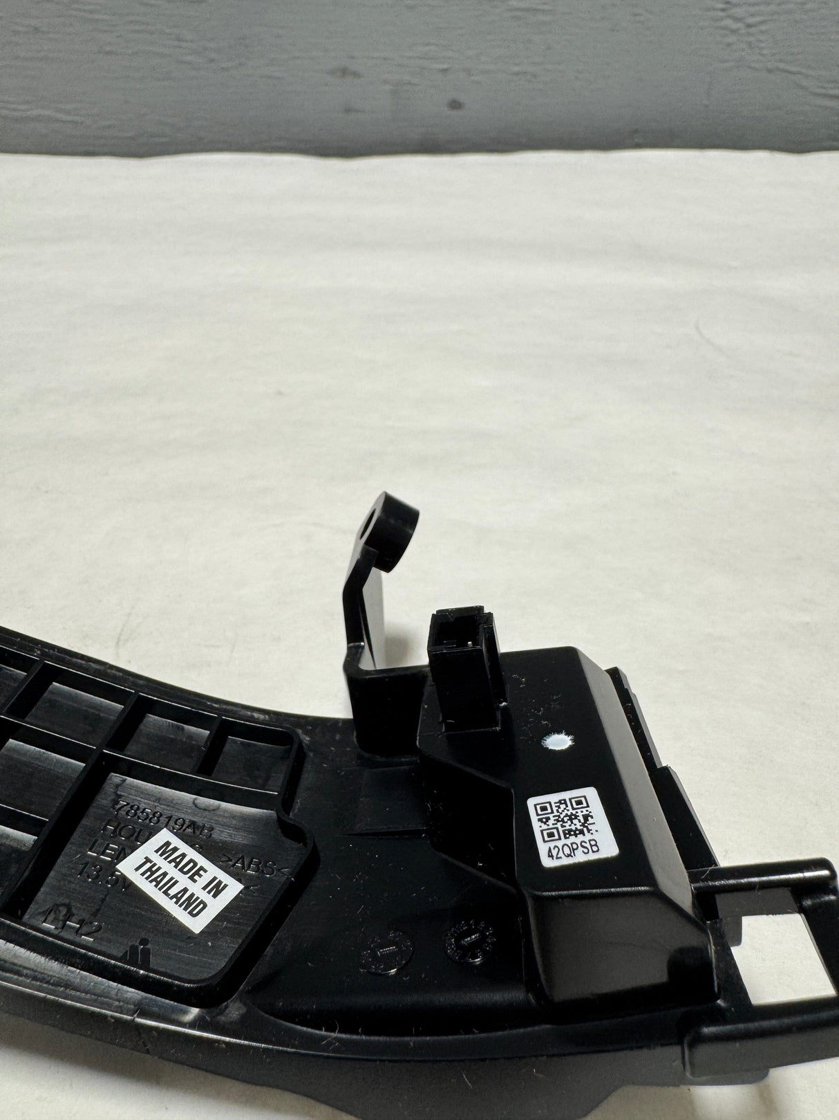 84642800-C5 2021-2024 Tahoe Yukon Escalade Driver Side Rear view Mirror Turn Signal Lamp OEM