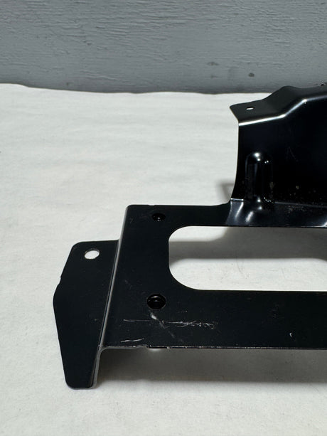 84561514 2021-2024 Tahoe Yukon Suburban Forward Range Radar Bracket OEM
