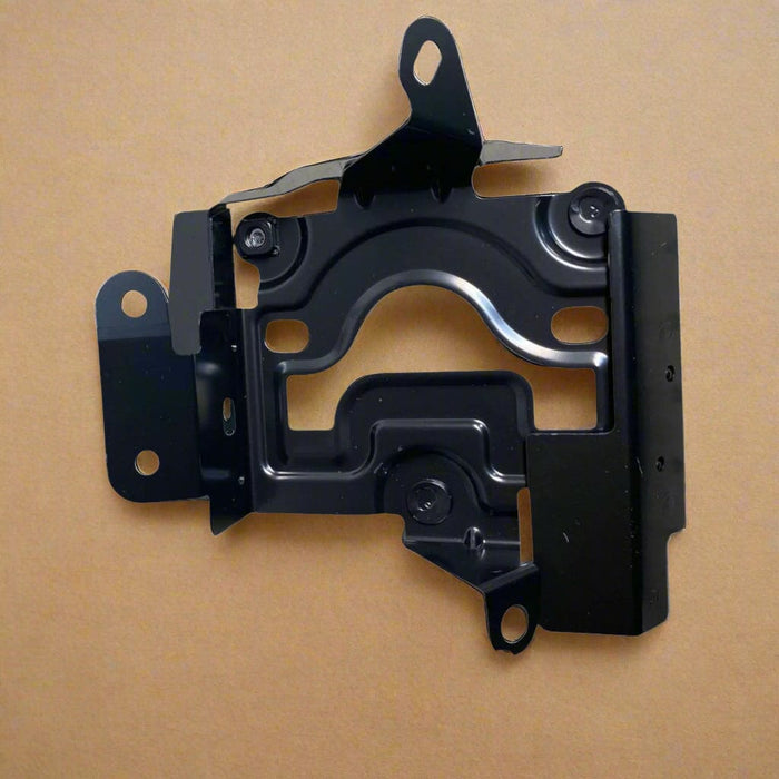 88171-08010) 2021-2024 Toyota Sienna Driver Side Blind Spot Radar Mount Bracket New OEM