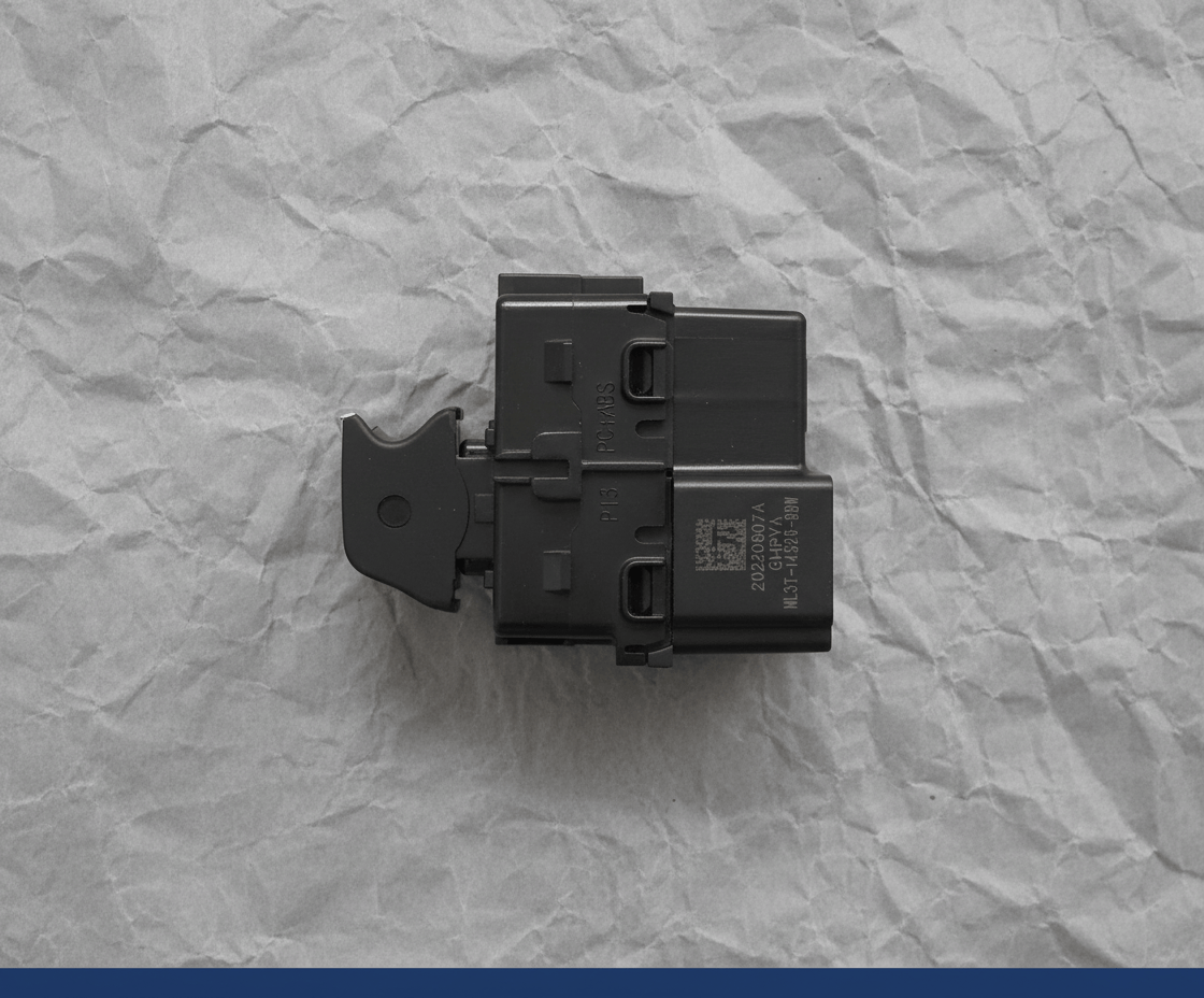 ML3Z-14529-BC 2021-2025 Ford F-150 F-250 F-350 Passenger Side Rear Door Window OEM