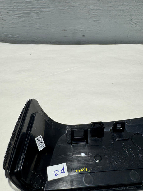 ML3Z-13B375-C 2021-2025 Ford F-150 Passenger Side Mirror Turn Signal Light OEM