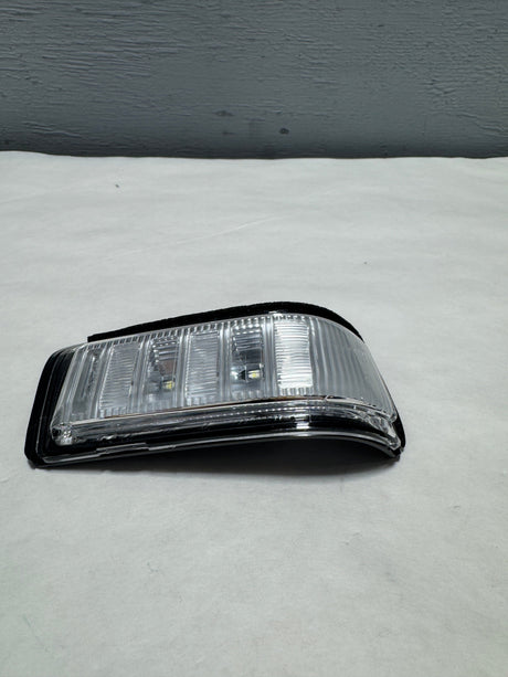 ML3Z-13B375-C 2021-2025 Ford F-150 Passenger Side Mirror Turn Signal Light OEM