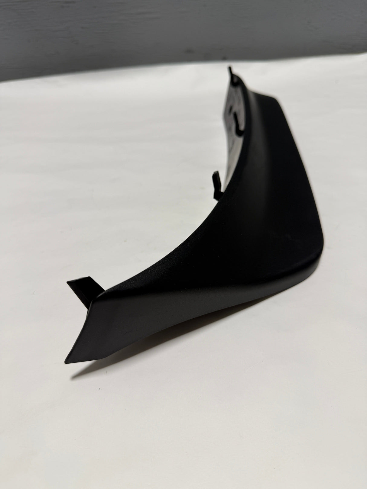 RC50-68421754AB-B28 2021-2025 Jeep Grand Cherokee Passenger Side Front Bumper Spat OEM