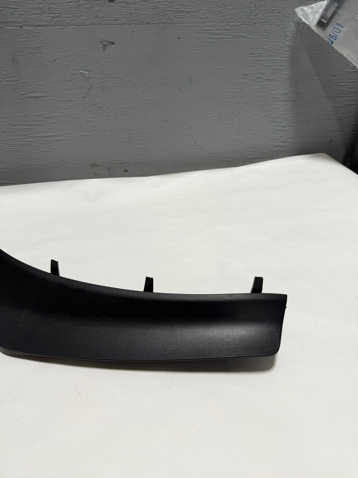 RC50-68421754AB-B28 2021-2025 Jeep Grand Cherokee Passenger Side Front Bumper Spat OEM