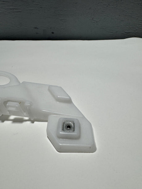 42769519 2021-2025 Trailblazer L, LS or LT Passenger Side Front Bumper Fascia Guide Bracket OEM