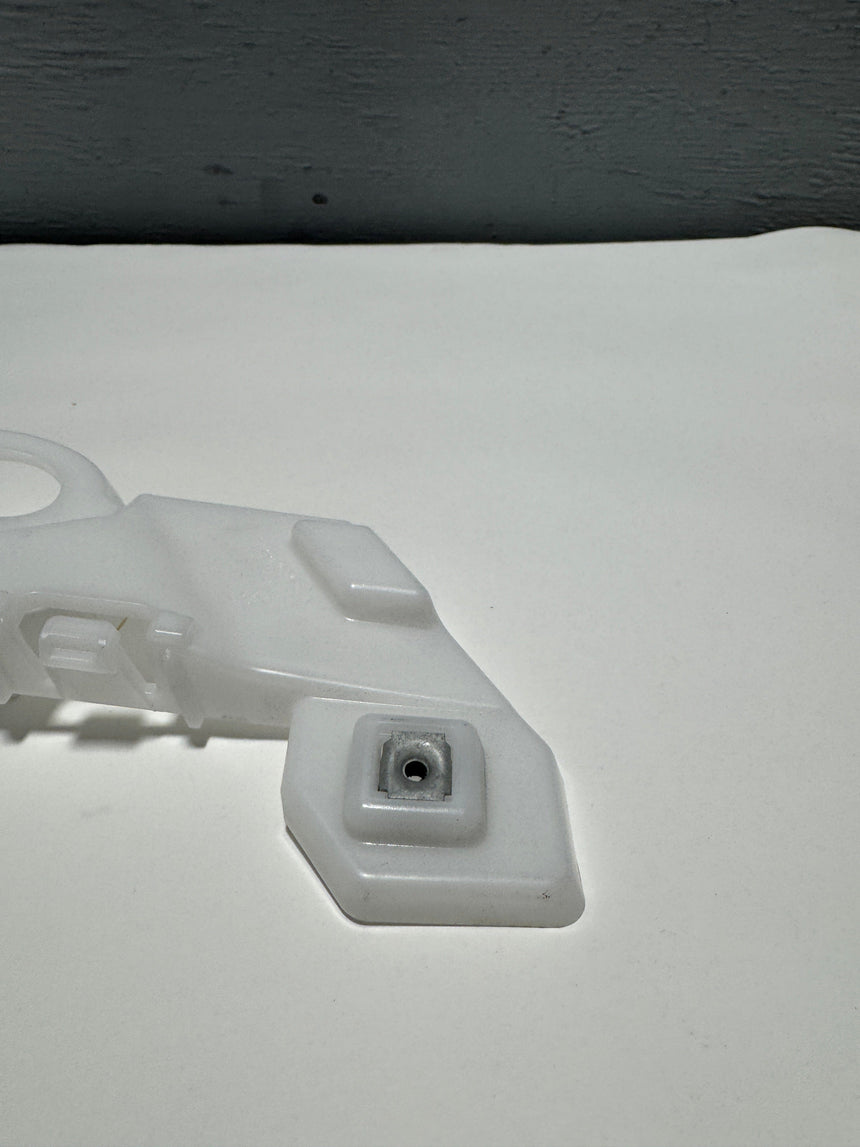 2021-2025 Trailblazer L, LS or LT Passenger Side Front Bumper Fascia Guide Bracket OEM