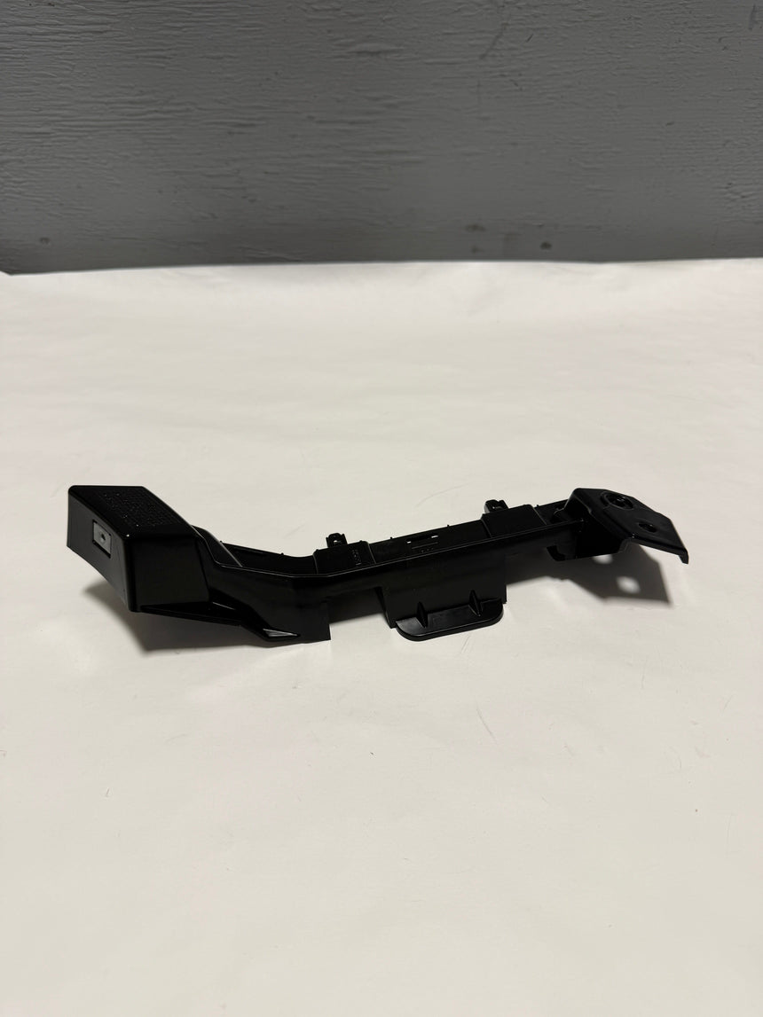 2022-2023 Traverse Front Bumper Driver Side Guide Bracket For Tow Hook Equipped Only