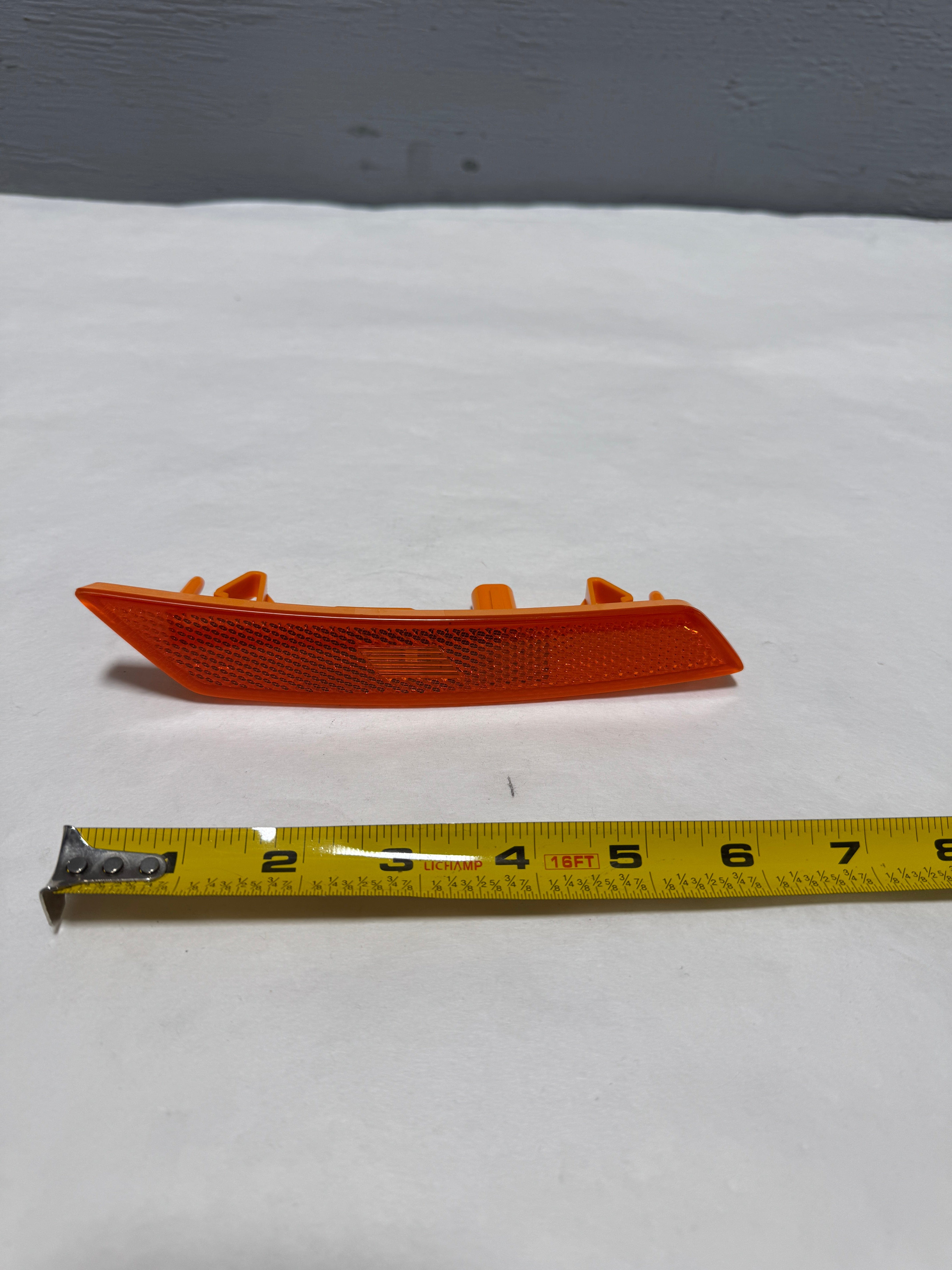 2022-2024 Chevrolet Equinox Side Marker Lamp Driver Side OEM