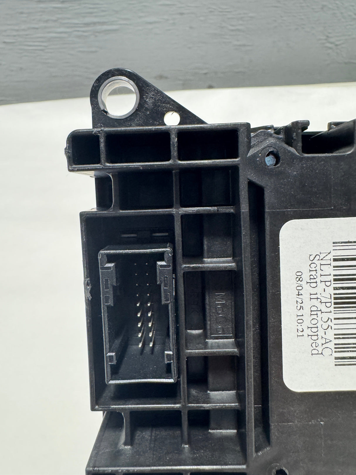 NL1Z-7P155-A 2022-2024 Ford Expedition Transmission Selector Knob Switch OEM Genuine