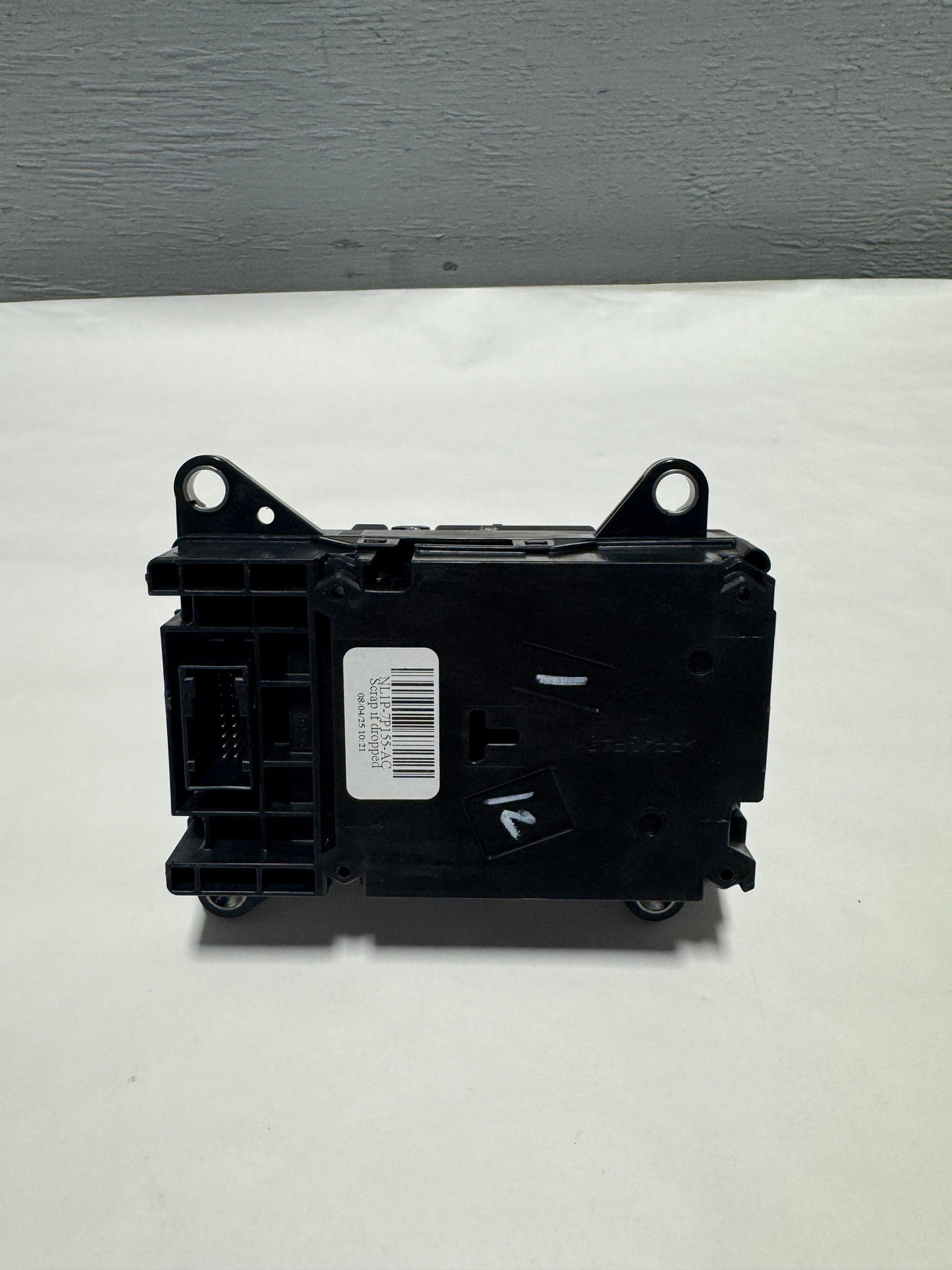 NL1Z-7P155-A 2022-2024 Ford Expedition Transmission Selector Knob Switch OEM Genuine