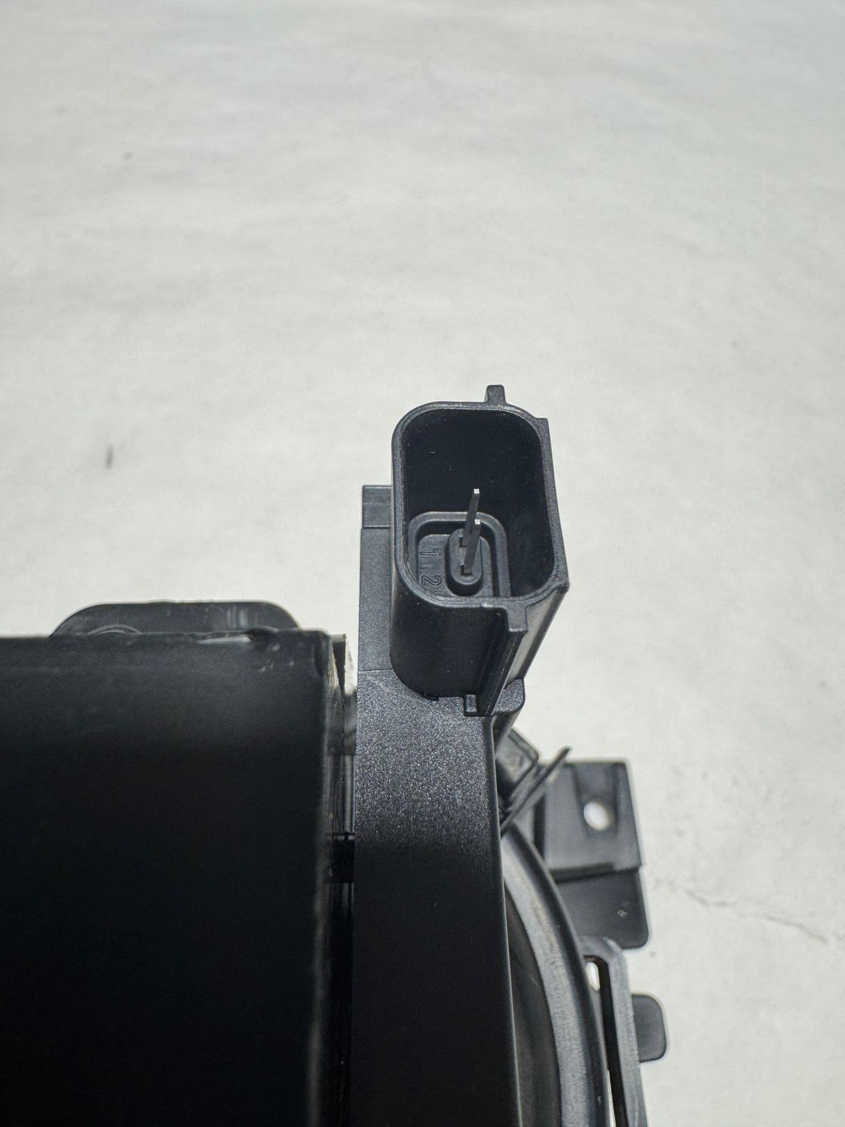 ML3Z-1513562-BA 2022-2024 Ford F-150 Raptor or Lightning Lower Console Cup Holder For Ambient Lighting