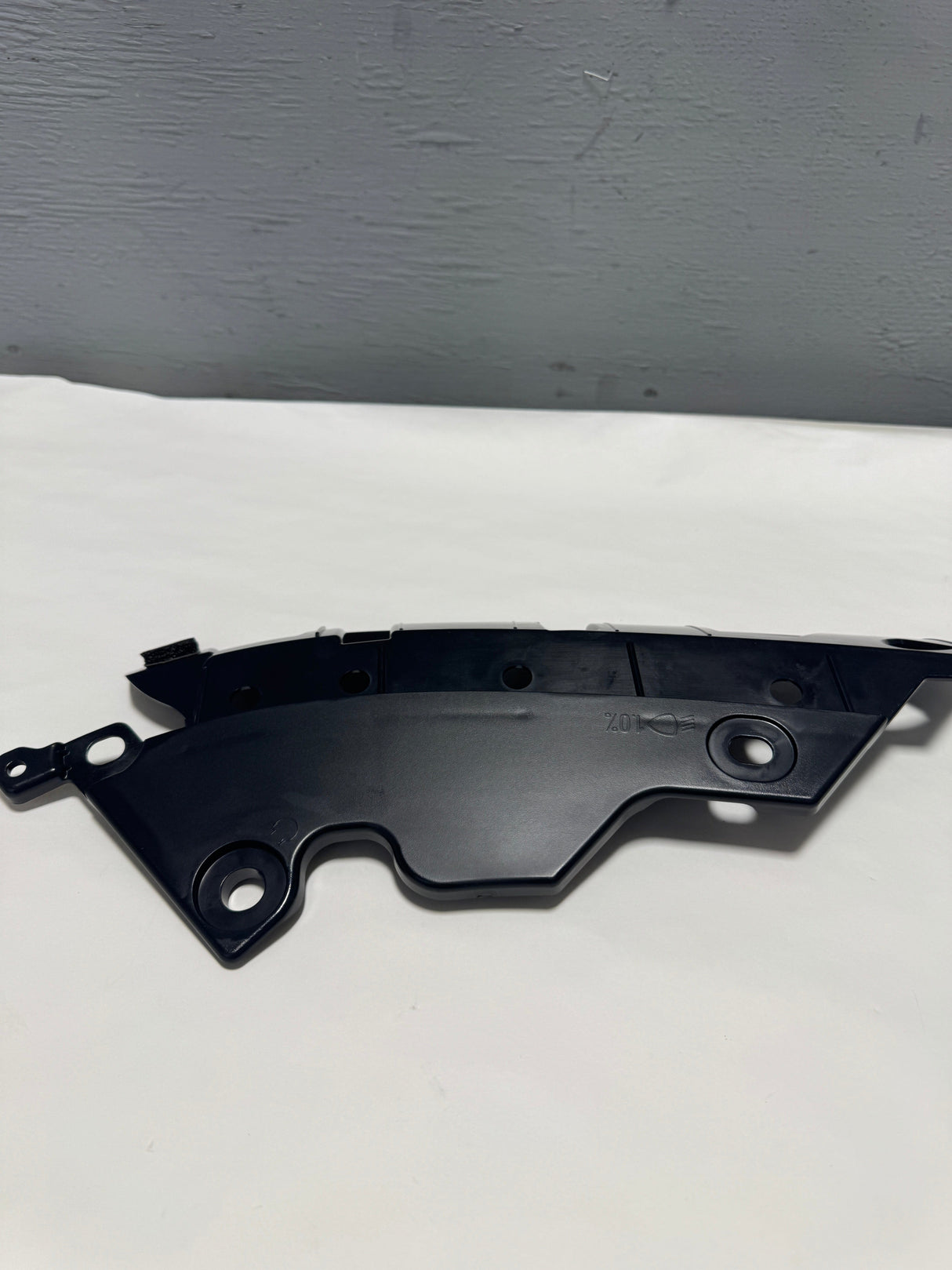 71107-T20-A00-F10 2022-2024 Honda Civic Driver Side Front Bumper Upper Grille Molding Bracket Genuine OEM