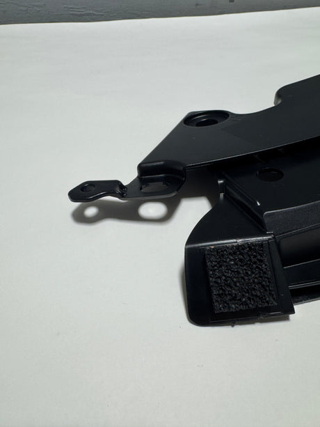 71102-T43-A00 2022-2024 Honda Civic hatchback Passenger Side Upper Grille Bracket Excludes Type-R