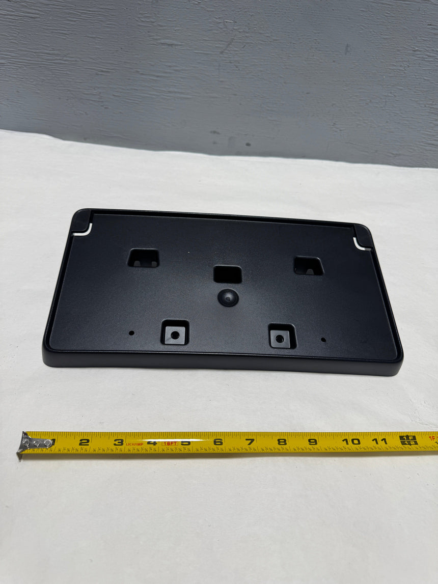 2022-2024 Grand Cherokee Altitude, Laredo, Limited Front License Plate Bracket OEM