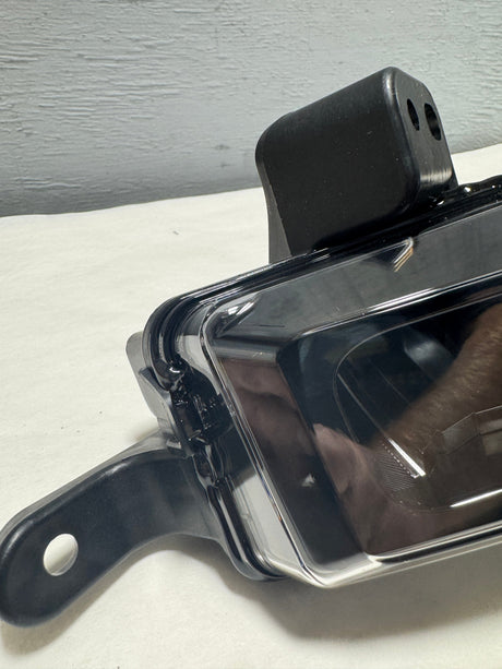 68425740AB 2022-2024 Jeep Wagoneer Front Passenger Fog Lamp Genuine OEM