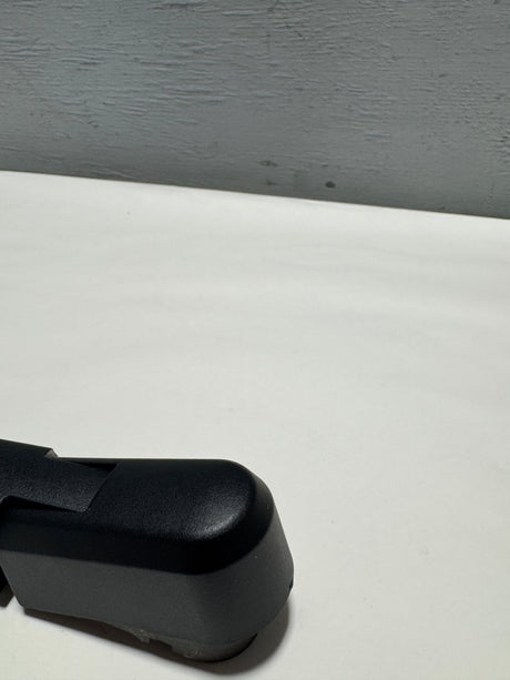 42896632 2022-2025 Chevrolet Trailblazer  Rear Window Wiper Arm Genuine OEM