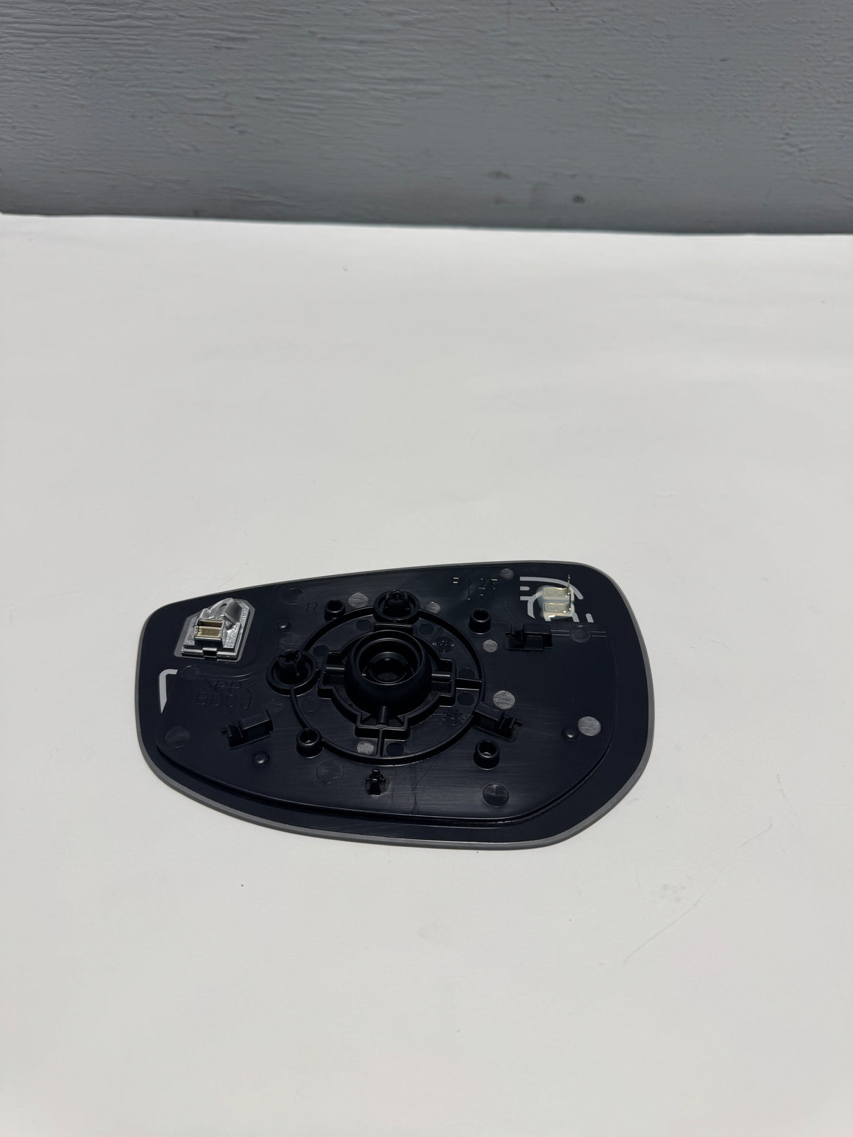 DGH9-69-1GX 2022-2025 Mazda CX-30 CX-50 Passenger Side Mirror Glass With BSM W/O Auto Dim,Power Fold, Non Heated