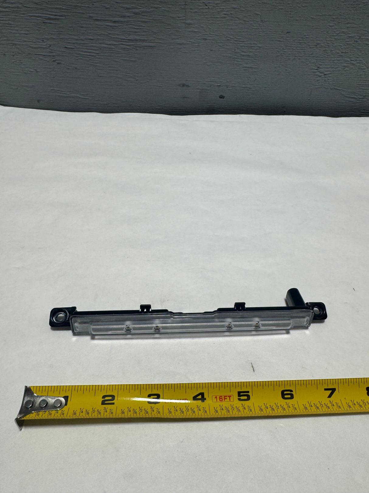 68509246AA 2022-2025 Ram 1500 DT Tailgate Handle Auxiliary Light For Multifunction Gate OEM