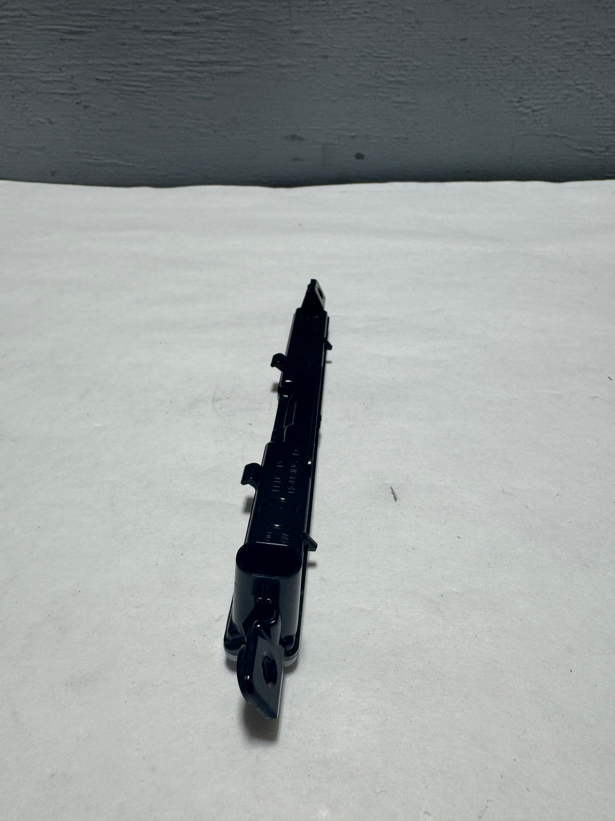 68509246AA 2022-2025 Ram 1500 DT Tailgate Handle Auxiliary Light For Multifunction Gate OEM