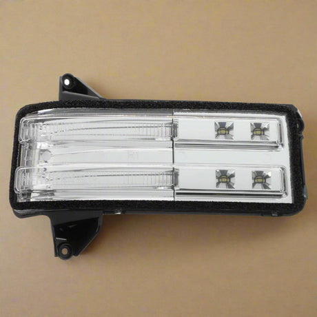 84468926 2022-2025 Sierra Silverado Passenger Side Mirror Signal Lamp Not For Power Fold Mirrors.