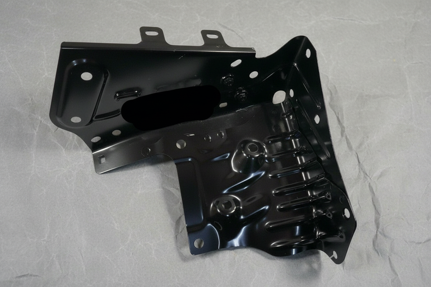 2022-2025 Silverado 1500 Passenger Side Wheel House Bracket Genuine OEM