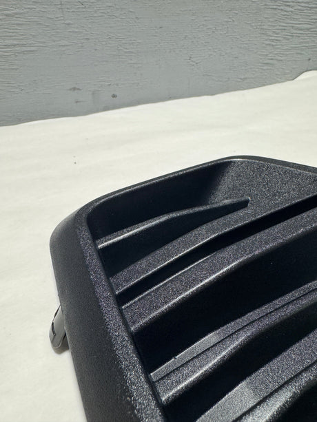 84770644-H14 2023-2024 Chevrolet Colorado Driver Side Fog Lamp Hole Cover OEM