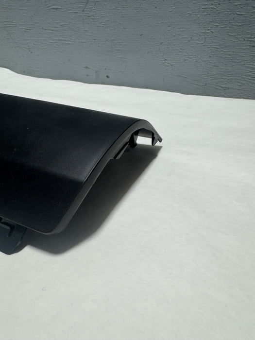 CL-1224-86672-S8CB0-J1 2023-2024 Hyundai Palisade Rear Bumper Trailer Hitch Cover OEM - Unpainted