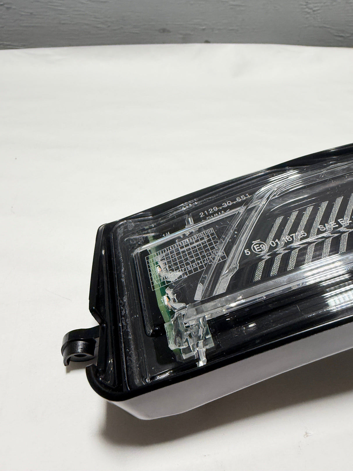 68611797AA 2023-2024 Ram 1500  DT Driver SIde Mirror Turn Signal Lamp Light Genuine OEM