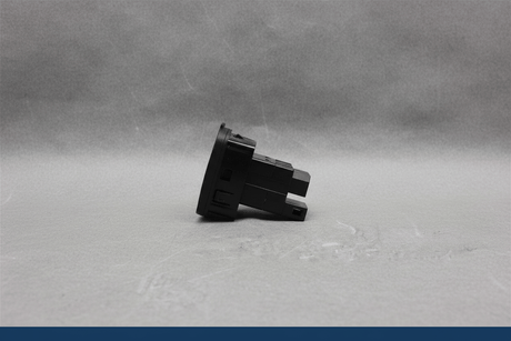 M2DZ-19A387-C 2023-2025 Ford Bronco USB Port Receptacle Genuine OEM