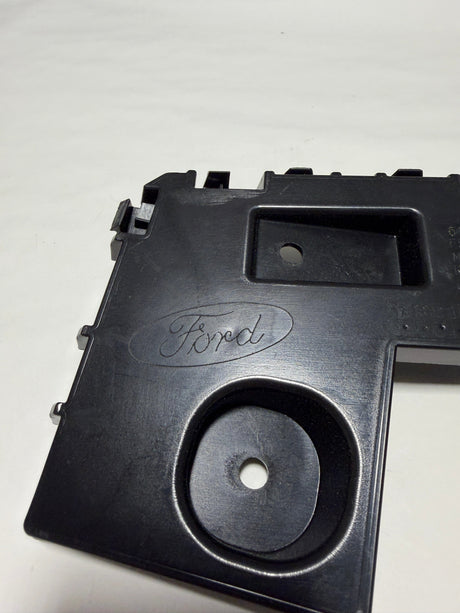 CL-0925-LB5Z-17D942-C-J5 2023-2025 Ford Explorer XL,Limited,Platinum Passenger Side Rear Bumper Bracket  OEM