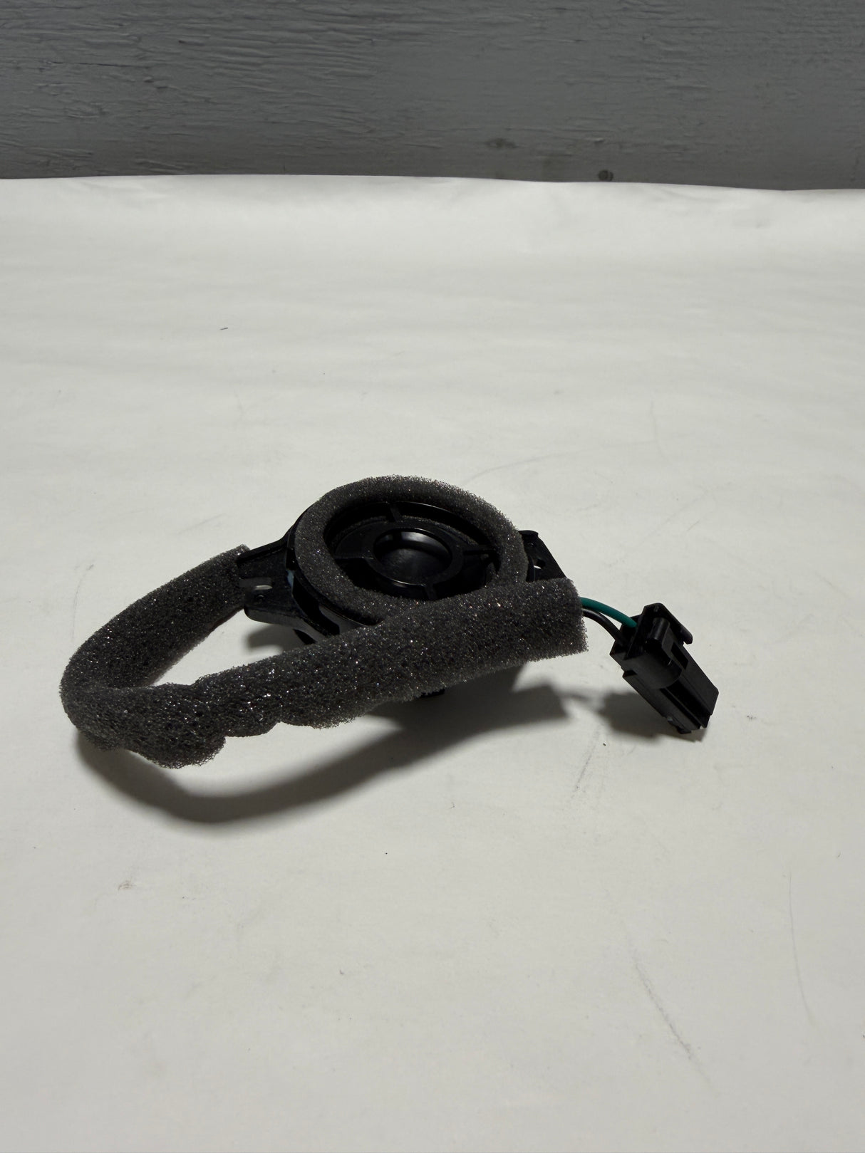 MU5Z-18808-XA 2023-2025 Ford F-250 F-350 (1)Overhead Speaker for 18 Speaker System OEM