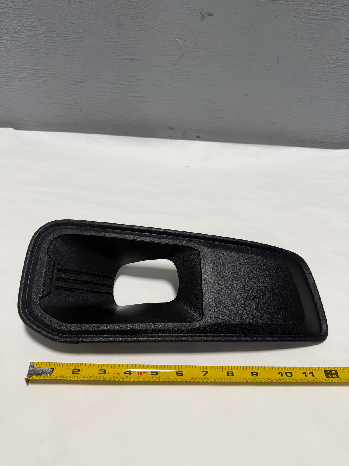 PC3Z-17C754-CA 2023-2025 Ford F-250/F-350 XL. XLT. Lariat Passenger Side LED Fog Light Trim Bezel