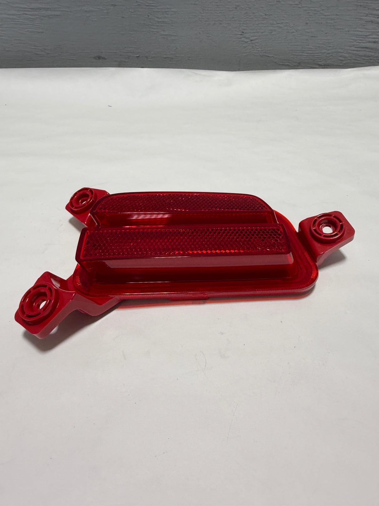 92406-P1200 2023-2025 Kia Sportage Rear Passenger Side Reflector OEM Genuine