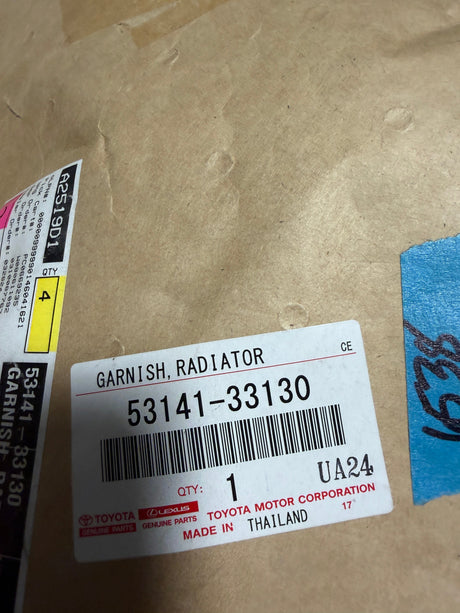 CL-1025-53141-33130-D3 2025 Toyota Rav4 Hybrid Front Grille Emblem 53141-0R150 / 53141-33130 New OEM