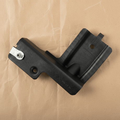 84868126 21-25 Escalade/Tahoe/Suburban/Yukon Passenger Side Radiator Bracket OEM