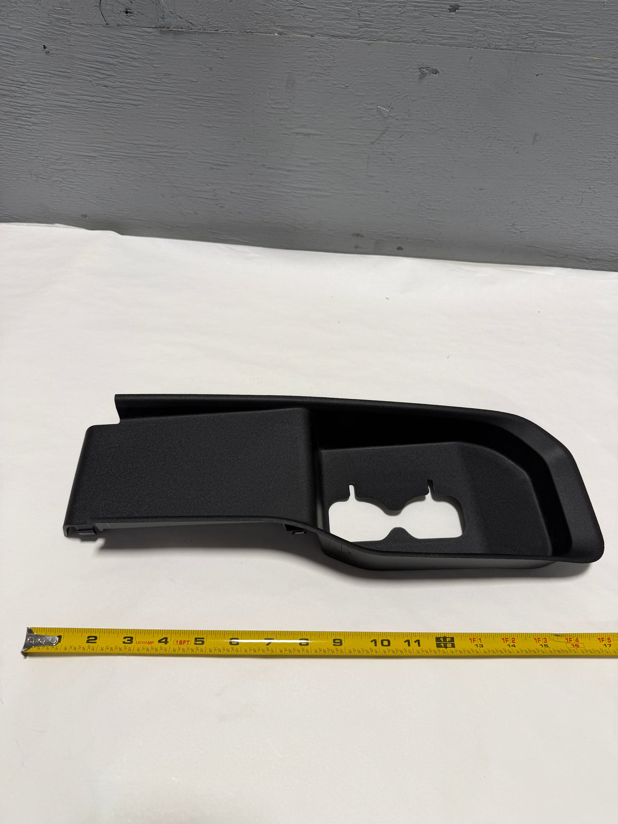 PC3Z-8311-BB 23-25 F-250/F-350 23-24 F-450 OEM Driver Tow Hook Deflector Panel