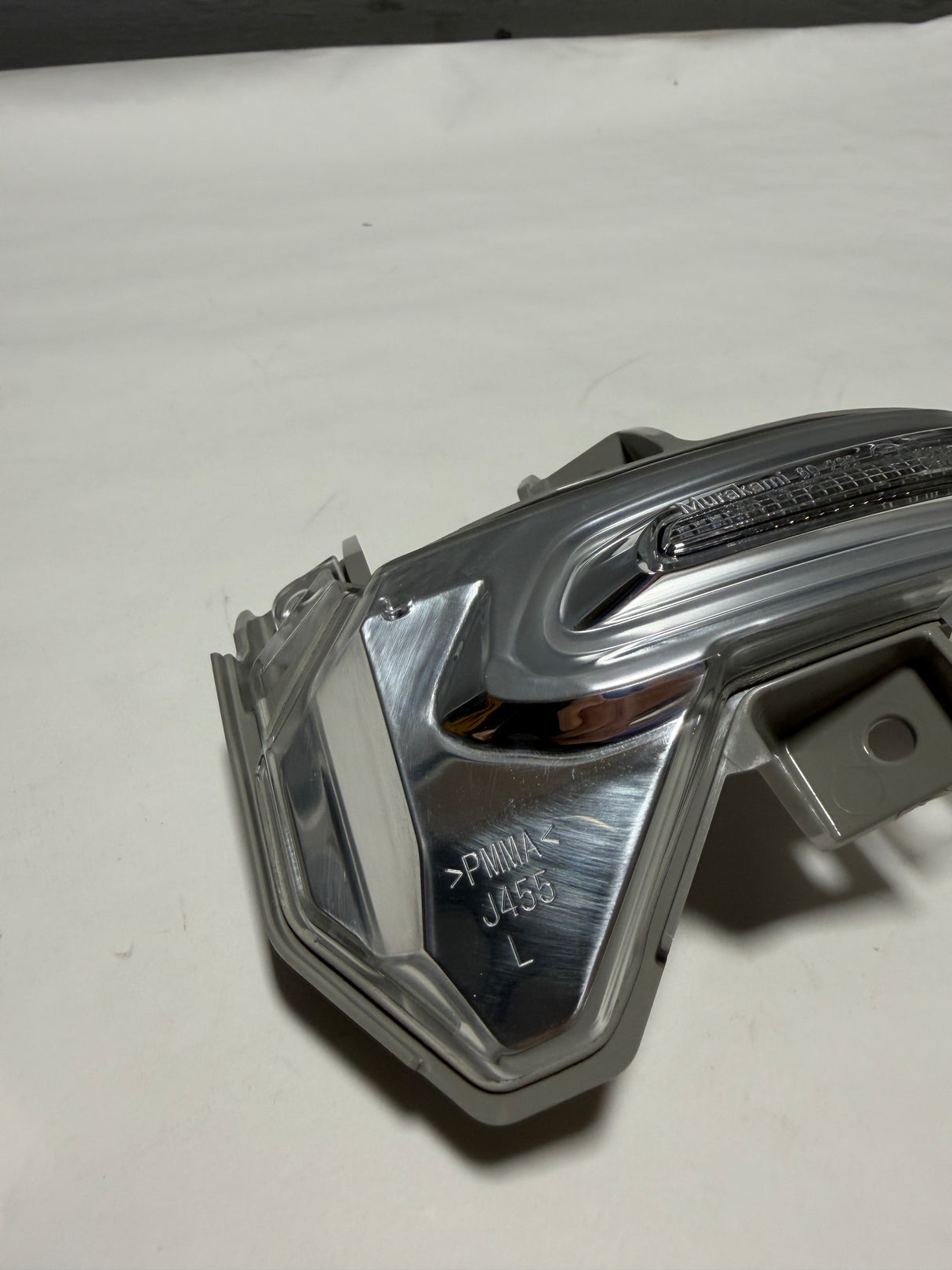 2022-2025 Toyota Tundra Driver Side Mirror Turn Signal Lamp Housing